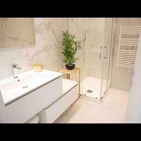 Daire Modern House Dita Bibione